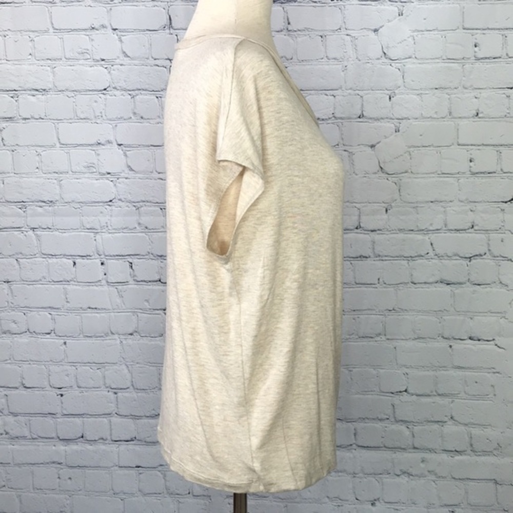 MAX STUDIO Keyhole Surplice Knit Top Cream sz S - Picture 3 of 8